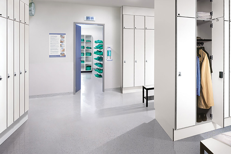 Healthcare lockers